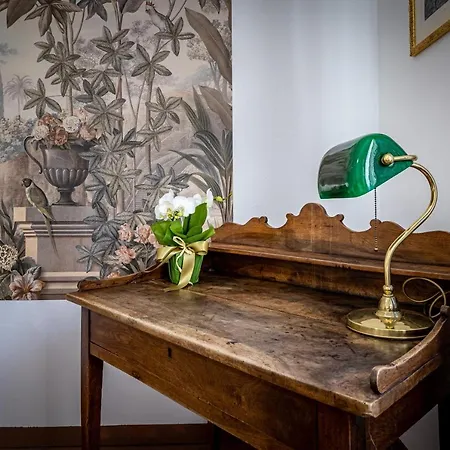 Yid Cavour 4 Luxury Apt In The Heart Of Apartment *