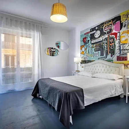 Yid Cavour 4 Luxury Apt In The Heart Of Florence