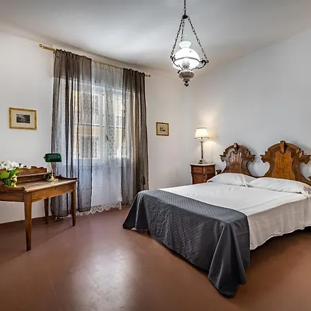 Yid Cavour 4 Luxury Apt In The Heart Of Apartment Florence