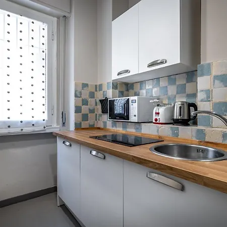Yid Cavour 4 Luxury Apt In The Heart Of Apartment *